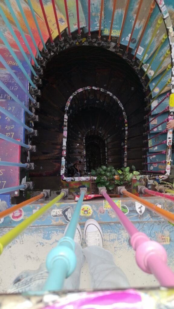 ClkKV1NuYXBjaGF0LzEzLjU1LjAuNDkgKENQSDI0NjU7IEFuZHJvaWQgMTUjVC5SNFQyLjFlOGFjYWItMTc4MWUtM2EzYSMzNTsgZ3ppcCkgVi9NVVNIUk9PTQ==